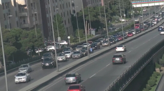 Qəzalar "Koroğlu" və "20 Yanvar" stansiyaları istiqamətində sıxlıq yaratdı  - FOTO