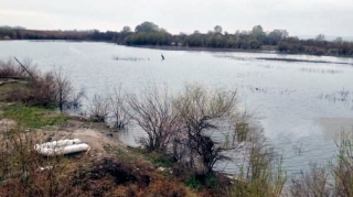 Kürün səviyyəsi qəfil qalxdı, bir ailə köməksiz qaldı 