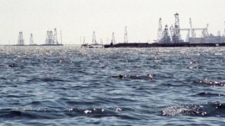 Dənizdə tapılan kişi meyiti neftçiyə aiddir? - RƏSMİ AÇIQLAMA 