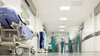 Pasiyenti səhv əməliyyat etdilər - Məşhur hospital kompensasiya ödəyəcək 