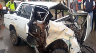 Sabirabadda ağır qəza: iki avtomobil toqquşdu    - VİDEO