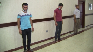 Karantin qaydalarını pozaraq Bakıdan bölgələrə sərnişin  aparan sürücü və müştəriləri həbs olunublar  - FOTO