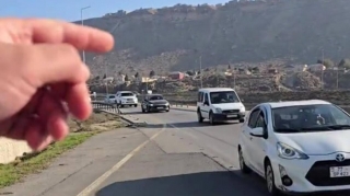 Bakıda yolda təhlükəli vəziyyət - Qəza riski var - VİDEO 