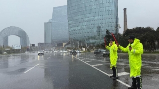 "Sürət həddini minimuma endirin" - DYP-dən yağışlı hava XƏBƏRDARLIĞI 