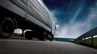 Zəlzələdən zərərçəkənlərə yardım aparan yük maşınında narkotik tapıldı 