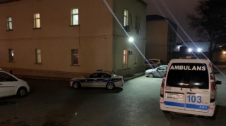 Sabunçuda gəlini və qayınanasını avtomobil vurub