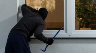 Evlərdən 3200 manatlıq oğurluq edən şəxs saxlanıldı 