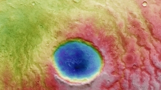 Marsda insan gözünə bənzəyən kraterin görüntüsü çəkilib - FOTO 