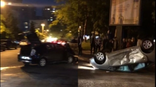 Bakıda iki "Prius" ağır qəzaya düşdü; biri aşdı  - VİDEO
