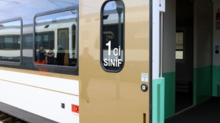 АЖД перевезли почти 63 тысяч пассажиров в праздничные дни 