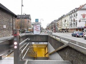 Naməlum şəxslər metroya qaz buraxdı: 15 nəfər zərər çəkib