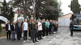 Bir neçə günə 30 yaşını tamamlayan şəxs hərbi xidmətə getməlidirmi? – VƏKİL AÇIQLADI  - VİDEO