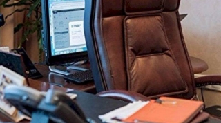 Əməliyyat keçirilən idarənin rəisi işdən çıxarıldı - FOTO 