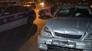 İcra başçısının avtomobilini vurdular - Başçı maşında olmayıb   