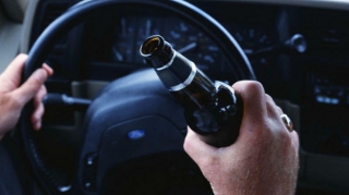 Bakıda sərxoş sürücü “şəhid ailəsiyəm”  deyib özünə xəsarət yetirdi