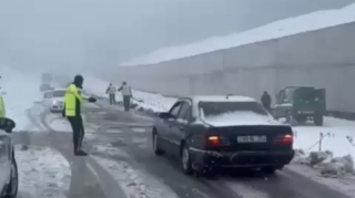 DYP sürücülərə qarlı hava ilə bağlı xəbərdarlıq etdi - VİDEO