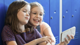 İnternetə girmək üçün şəxsiyyət vəsiqəsi tələb olunacaq 