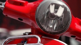 Британец сконструировал скоростной катафалк из гоночного мотоцикла - ФОТО 