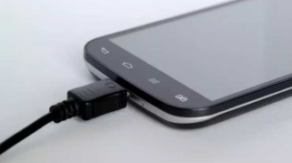 Gecə telefonun internetini söndürməyənlərə XƏBƏRDARLIQ 