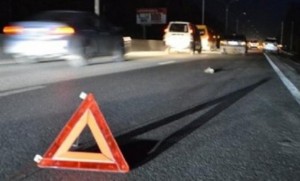 Lökbatanda yolu keçən piyadanı avtomobil vurub öldürdü