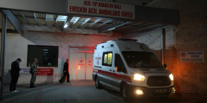 Əsgərləri daşıyan mikroavtobus aşıb