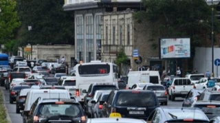 Yol polisinin şöbə rəisi tıxacın artmasının səbəbini açıqladı - Pandemiya... 