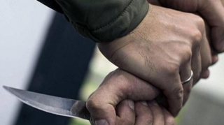 Gəncədə çay evibdə kütləvi dava - Bıçaqlanan var 