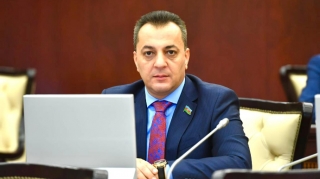 Deputat sürücüləri narahat edən pərdə-plyonka məsələsindən danışdı – DYP cərimə yazacaqmı? 