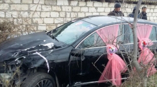 İmişlidə toy karvanında qəza baş verib, xəsarət alanlar var  - FOTO