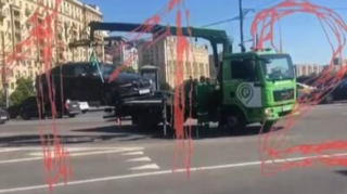 Сенатор стал участником цепной аварии в Москве  - ВИДЕО - ФОТО