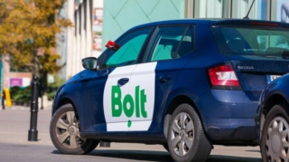 "Bolt"un sürücüsü qəza törətdi  - Maşını görənlər gözlərinə inana bilmir - VİDEO 