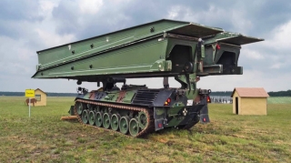 Almaniya Ukraynaya körpüdöşəyən tanklar göndərəcək 