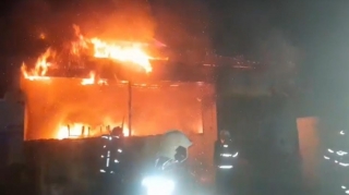 Mingəçevirdə ev yandı - VİDEO 