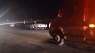 Əks istiqamətdə hərəkət edən "KamAZ" qəzaya səbəb oldu - FOTO