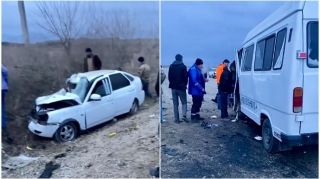 Avtobusla toqquşan “Lada” dərəyə düşdü, sürücülər xəsarət aldı   - VİDEO