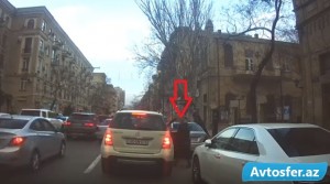 Qayda pozan sürücülər yenə "iş başında" - VİDEO