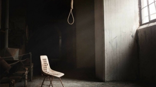 Elçisinə “yox” deyilən 16 yaşlı qız özünü asdı - Lənkəranda 