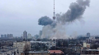 Rusiya Xersonu atəşə tutdu: 5 ölü, 20 yaralı 