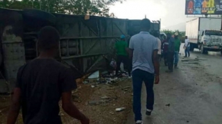 Haitidə dəhşətli avtoqəza:  21 nəfər ölüb, onlarla şəxs ağır xəsarət alıb  - FOTO