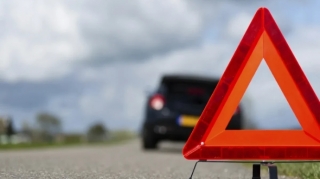 Oğuzda qadın sürücü qəza törədib, xəsarət alanlar var - FOTO 