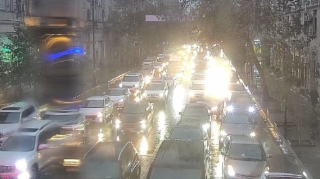 Bakının 18 yolunda tıxac yaranıb - SİYAHI   - FOTO
