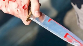 Xırdalanda kişi qonşusunu bıçaqlayıb