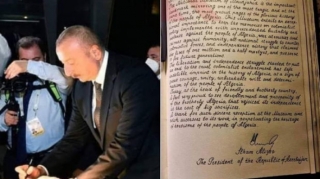 Prezidentdən gözəl xəttatlıq nümunəsi  - FOTO