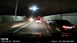 Böyükşor-Pirşağı yolunda yarışan “Mercedes” sürücüləri təhlükə saçdı   - VİDEO