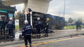 В Баку грузовик столкнулся с автобусом : погибли пять человек, 21 пострадал - ОБНОВЛЯЕТСЯ + ФОТО/ВИДЕО 