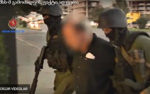 Xüsusi əməliyyat: Tiflisdə azərbaycanlı kriminal avtoritet saxlanıldı - VİDEO