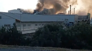 Yanğın zavodun boş anbar ərazisində baş verib - “Azərsun Holdinq”dən açıqlama - FOTO - YENİLƏNİB