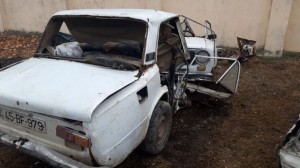 Tərtərdə dəhşətli qəza: Avtomobil iki hissəyə bölündü, iki nəfər öldü   - FOTO