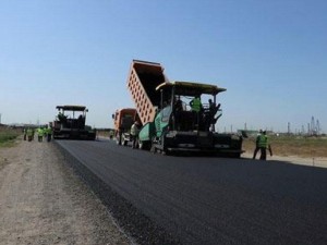 İran qonşu ölkələrlə tranzit yollarını genişləndirir