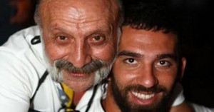 Türkiyəli idman yazarı Arda Turanı məhkəməyə verəcək